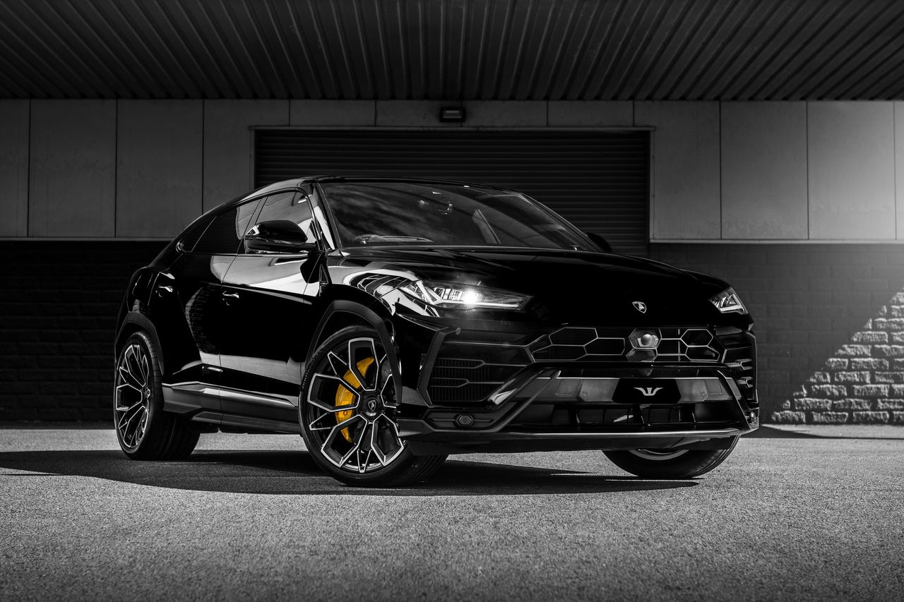 800-konne Lamborghini Urus wygląda wspaniale dzięki 23-calowym felgom