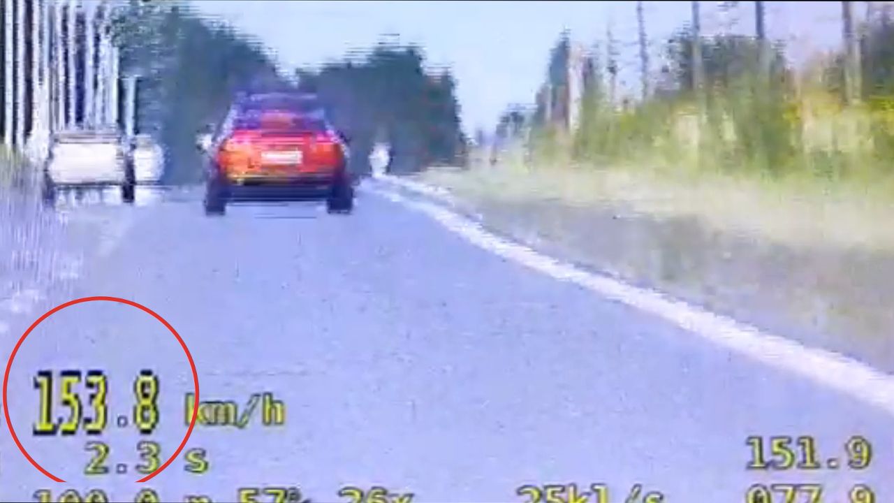 Pędził przez miasto 153 km/h. Twierdził, że to niemożliwe