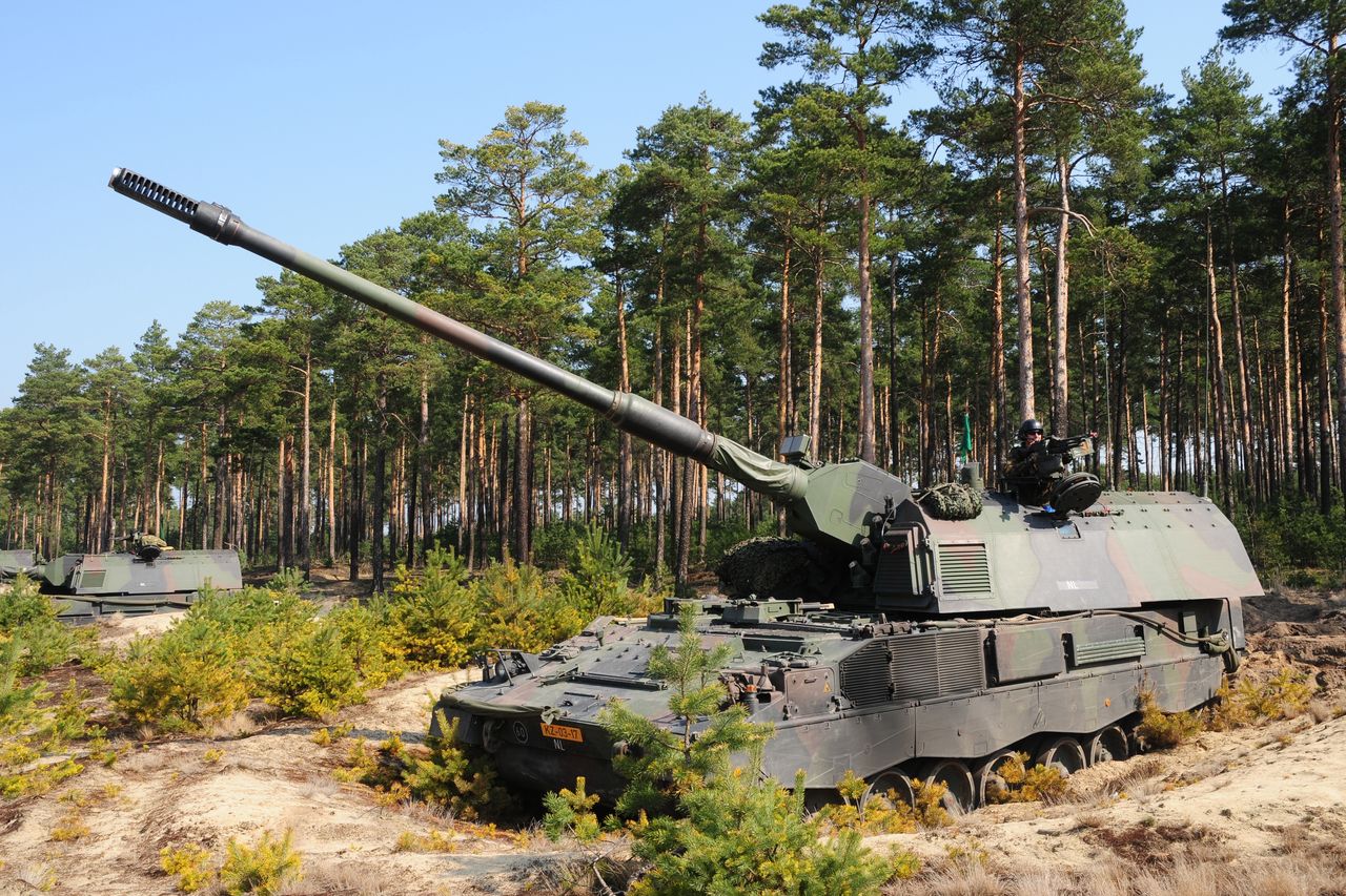 Potężne wsparcie dla Ukrainy. Holandia wyśle PzH 2000 - Panzerhaubitze 2000 (Pzh 2000)