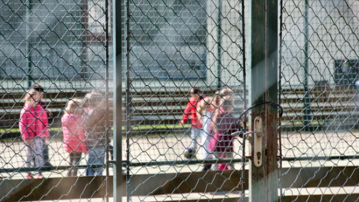 Prezydent Leszna zapowiada walkę z nieuczciwymi rodzicami