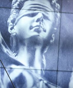 Pracownicy socjalni zabierali jedzenie bezdomnym? Ziobro wkracza do gry