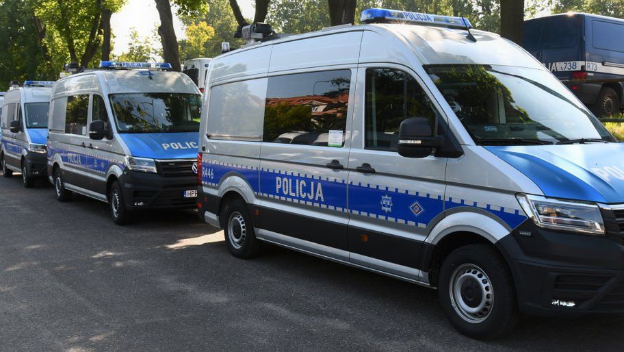 Śląskie. Śląska policja wyposażona została w dziesięć specjalistycznych pojazdów.