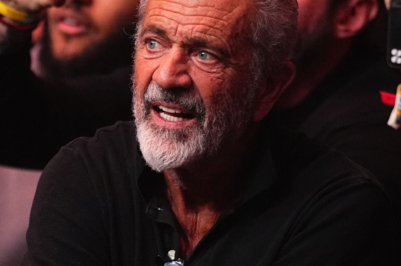 Trump's film tariffs clash as Mel Gibson plots Hollywood pact