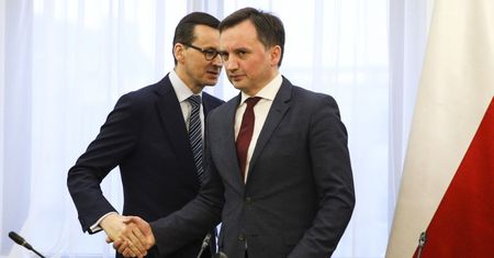 "Morawiecki ma plan na budżet Unii". Bez weta możliwy jednak rozpad koalicji
