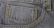 Do czego tak naprawdę służy mała kieszonka w jeansach?