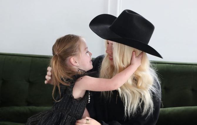 Urodziła córkę, gdy miała 13-lat