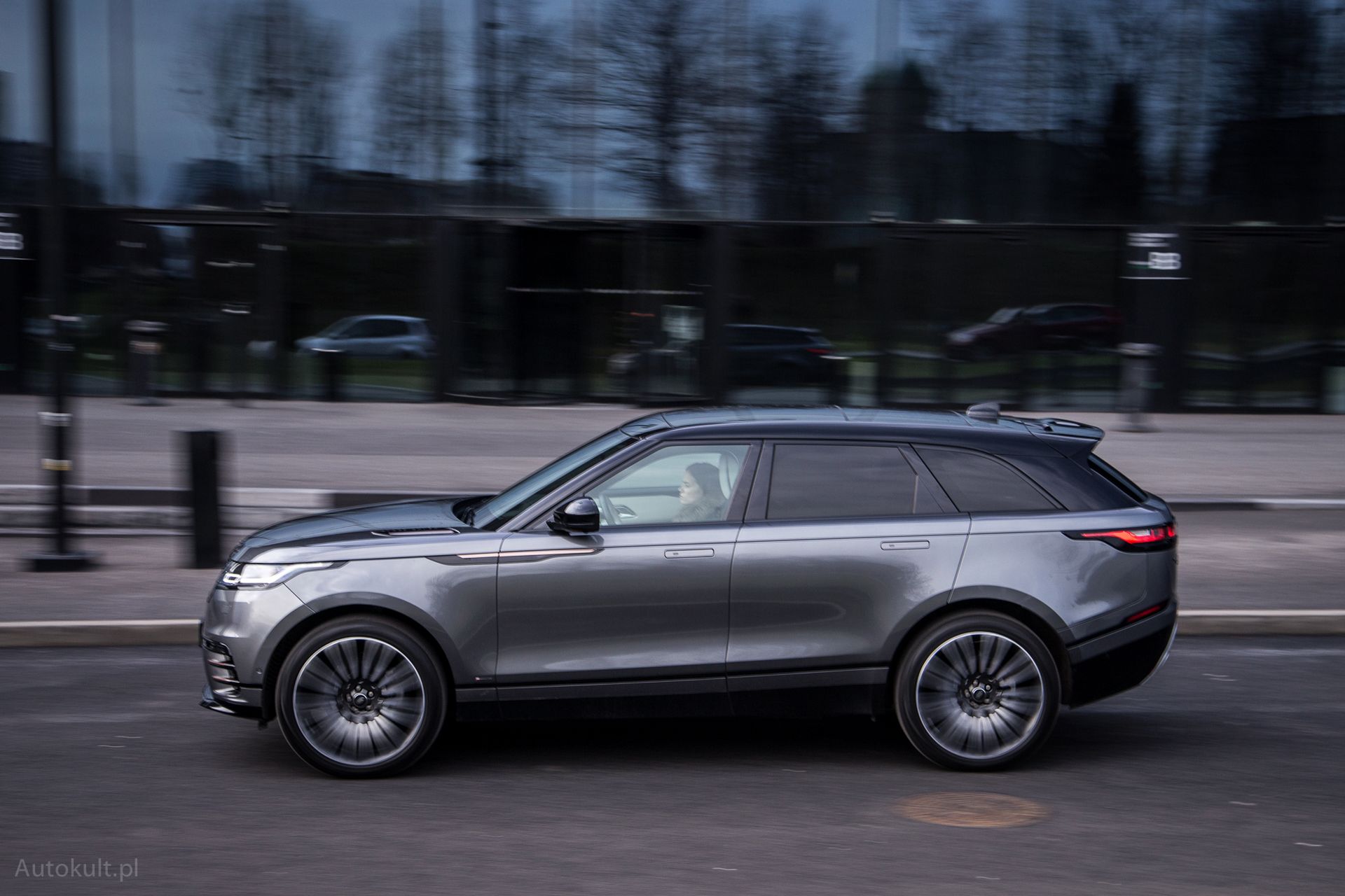 Range Rover Velar (2018) (fot. Mateusz Żuchowski)