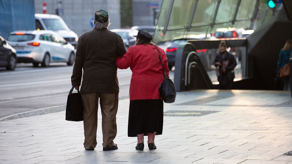 Godziny dla seniorów. Ważna zmiana od 1 lutego 