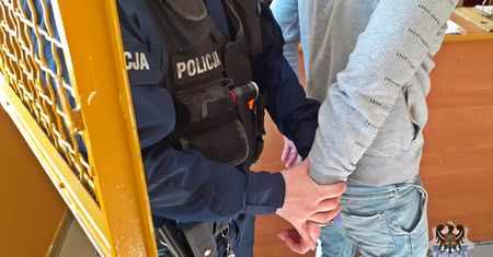 Wrocław. Zabójstwo 65-letniego mężczyzny na Szczepinie. Podejrzani już w rękach policji