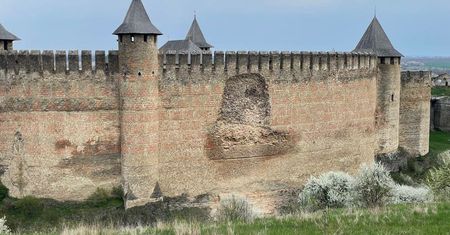 Runęła część twierdzy zamku w Ukrainie. Burmistrz zapowiada renowację