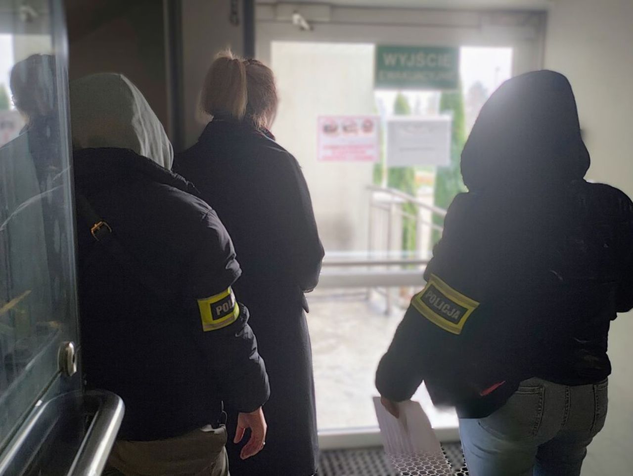 Opoczno: Cztery kasjerki okradały sklep, w którym pracowały. Miały patent na robienie "darmowych" zakupów