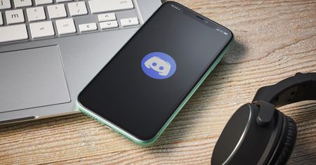 Discord ma problem z ekstremizmem. Musiał usunąć tysiące serwerów
