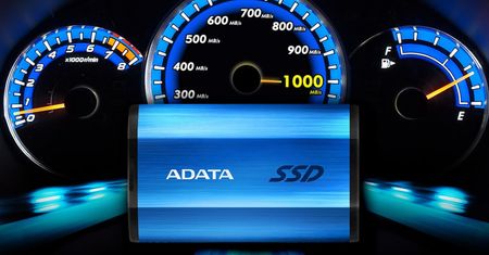 ADATA SE800. Szybki SSD USB do 1000 MB/s odporny na wodę, pył i upadki