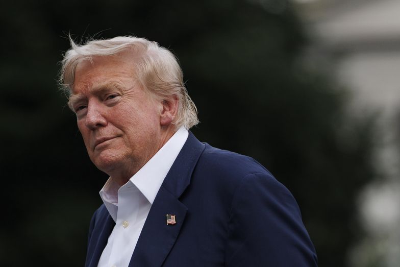 WASHINGTON, JULY 29: President Donald Trump, joined by family members, exits Marine One on the South lawn at The White House in Washington, on July 29, 2025. The President returned to Washington following a foreign trip to Scotland. (Photo by Tom Brenner for The Washington Post via Getty Images)