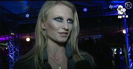 W co lubi ubierać się Piszczałka?
