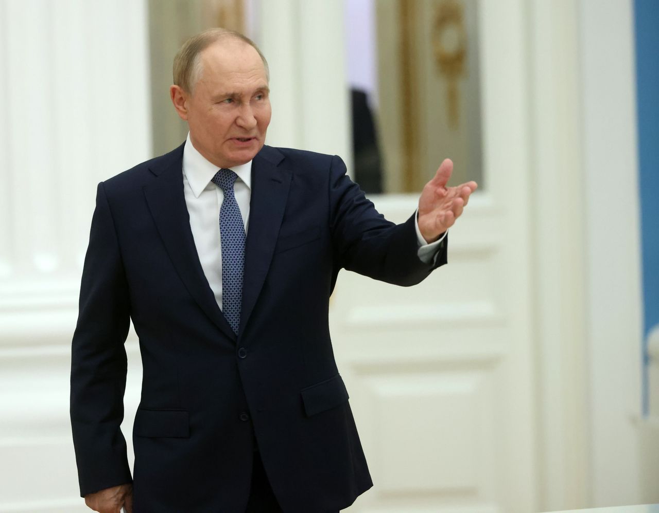 Vladimir Putin has convened a special meeting of the Security Council in connection with the particular situation at the border.