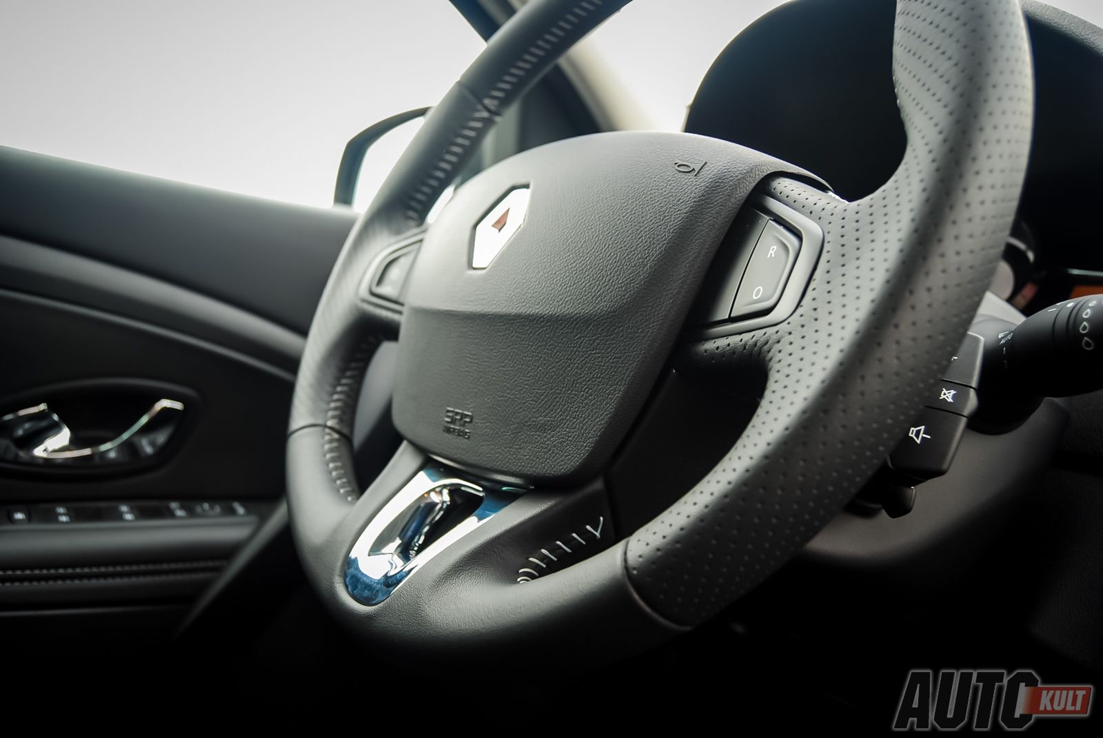 Renault Mégane 5d 1,2 TCe 130 KM BOSE - test [galeria] 9
