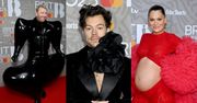 BRIT Awards 2023: Harry Styles z czarną różą, Jessie J z ciążowym brzuchem i "napompowany" Sam Smith (ZDJĘCIA)