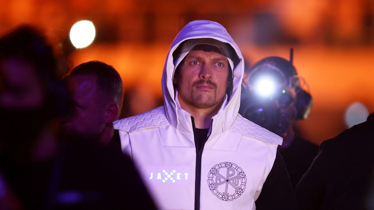 LONDON, ENGLAND - SEPTEMBER 25: Oleksandr Usyk looks on ahead of the Heavyweight Title Fight between Anthony Joshua and Oleksandr Usyk at Tottenham Hotspur Stadium on September 25, 2021 in London, England. (Photo by Julian Finney/Getty Images)