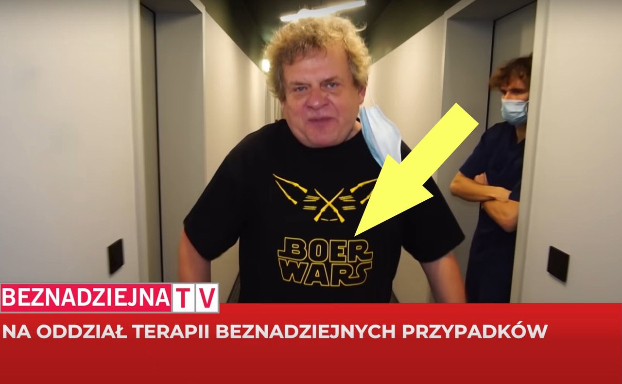 Kazik nie zna historii? Skandaliczna koszulka muzyka