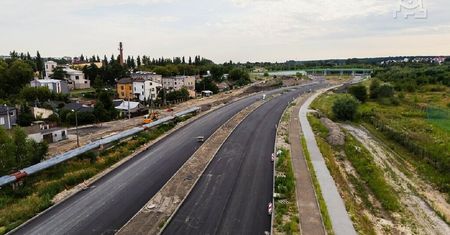 Prace na ul. Lubelskiego Lipca ’80 w połowie. Co zostało zrobione?