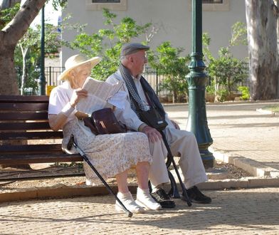 ZUS podał ważny termin. Emeryci dostaną dodatkowe pieniądze