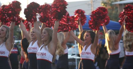 Matka korzystała z deepfake aby pomóc swojej córce cheerleaderce