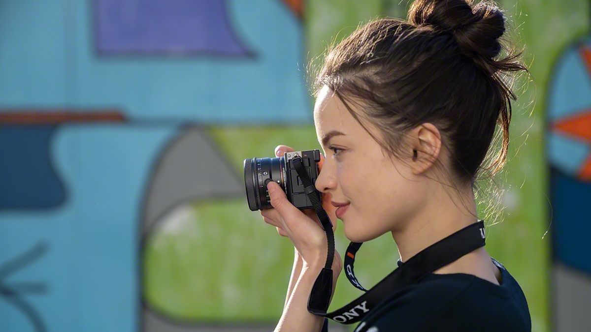 Sony prezentuje 3 "naleśniki": 24 mm f/2.8, 40 mm f/2.5 oraz 50 mm f/2.5 1