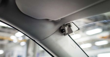 Więcej kamer w samochodach Volvo. Teraz pojawią się w kabinie
