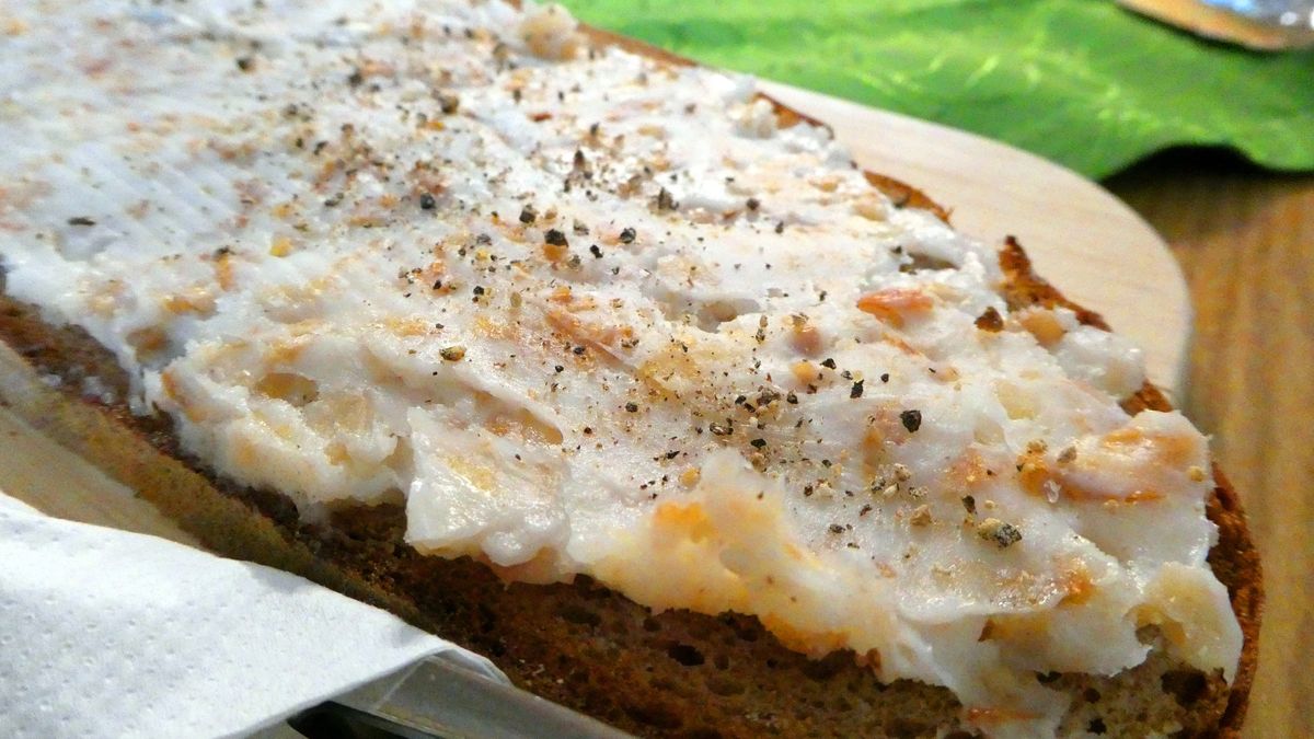 Dodaj do smalcu mleko, a będzie bardziej aksamitny