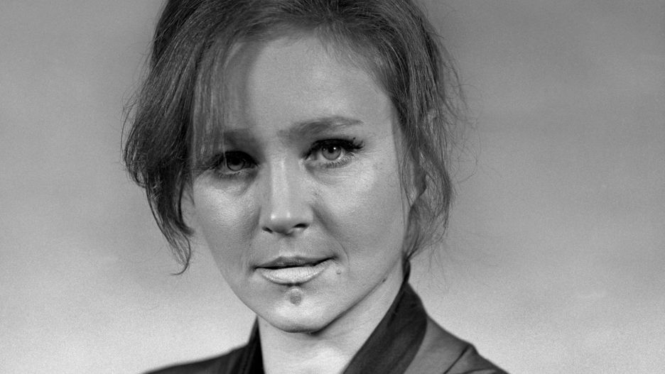 Anita Dymszowna, aktorka10.1970. Anita Dymszowna, aktorka.,Image: 427769453, License: Rights-managed, Restrictions: UWAGA!!! Cena minimalna dla publikacji w prasie i ksiazkach - 200 PLN xxxx, Model Release: no, Credit line: Jerzy Plonski / RSW / ForumJerzy Plonski / RSW / Forumlata 70, archiwum, historyczne, historia, archiwalne, archiwalia, wiek XX, polska ludowa, prl, polska rzeczpospolita ludowa, portret, aktorka, category_code_pro, category_code_ent, category_code_hist