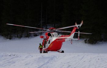 Tatry: dwie nocne akcje TOPR. Holender przeczekał noc w szałasie