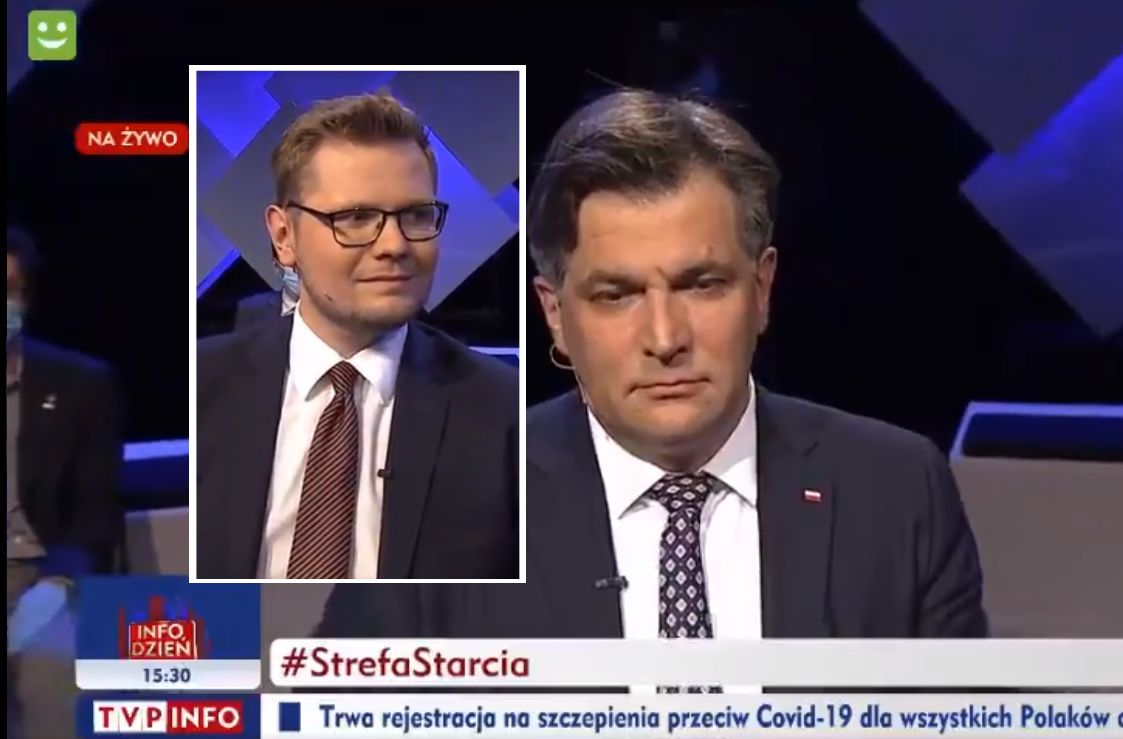 Wiceminister Woś (po lewej) i poseł Kaleta z PiS nie wiedzieli, jak zareagować na pomyłkę redaktora TVP