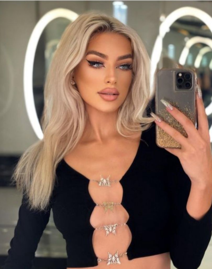 Karolina Derpieńska oskarża byłego partnera o kradzież iPhone'a