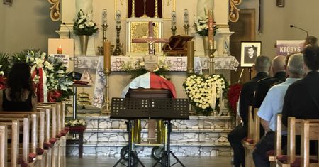 Na pogrzeb zjechali z całej Polski. "Ukochany mąż, tata, syn"