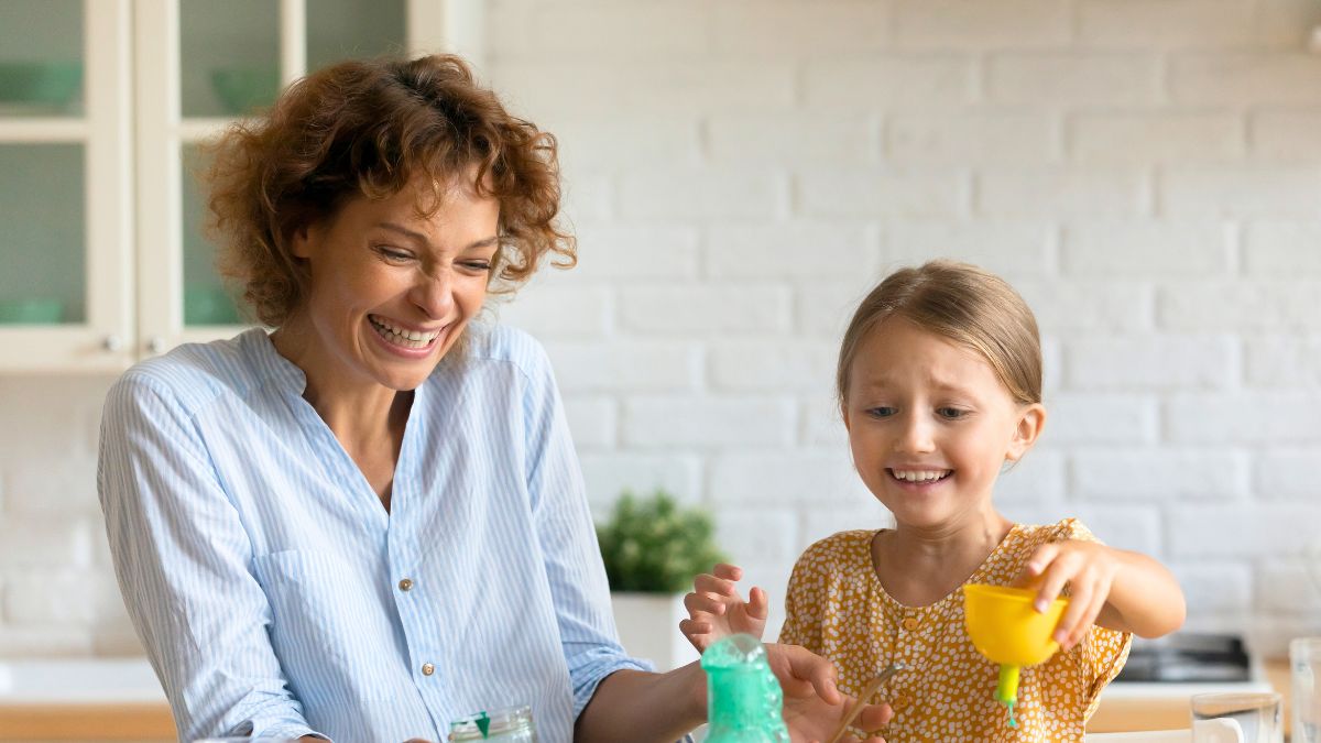 Domowe eksperymenty naukowe dla dzieci to prawdziwa frajda 
