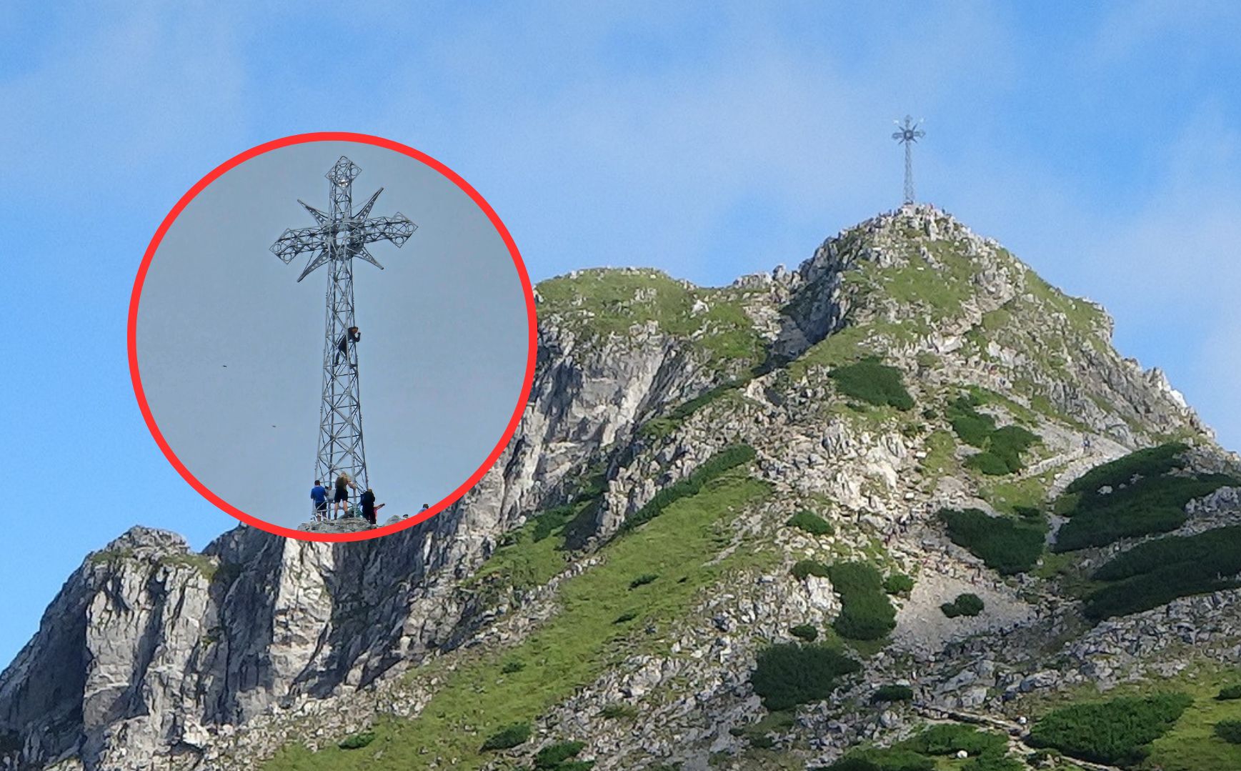 Wspiął się na krzyż na Giewoncie. Internauci bezlitośni: "Janusz w górach"