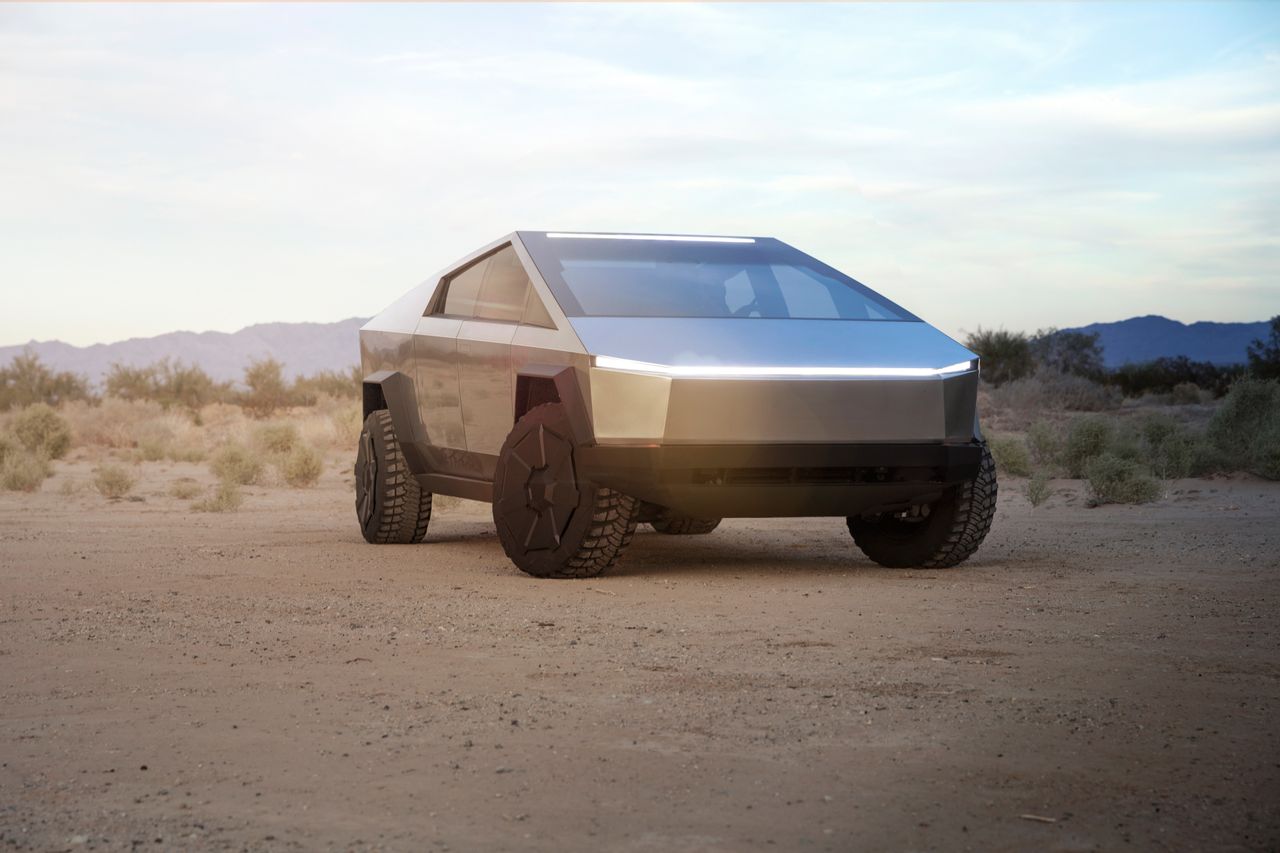 Tesla wstrzymuje zamówienia na Cybertrucka poza Ameryką. Popyt przerósł oczekiwania
