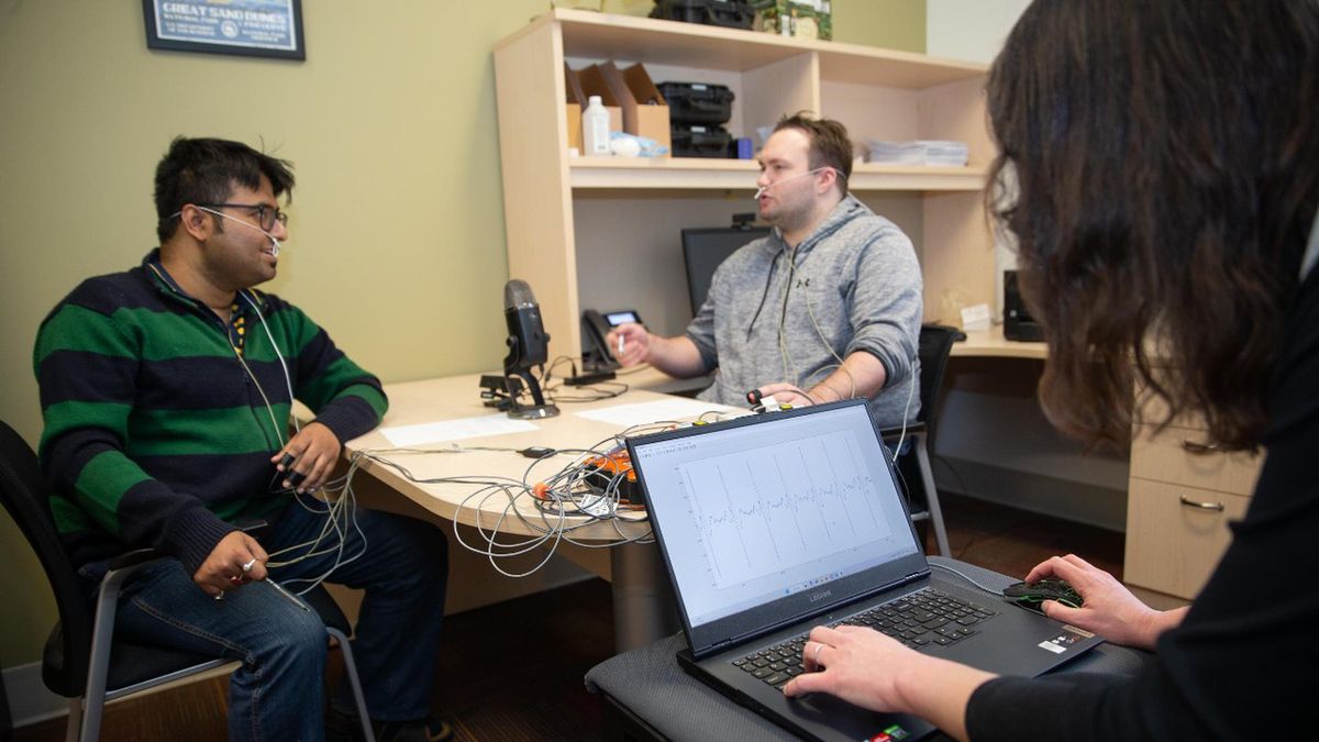 Badanie zainteresowania drugą osobą