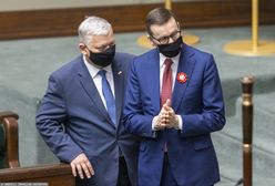 Konflikt przekazu w PiS. Suski mówi o walce z "brukselskim okupantem", Morawiecki ripostuje