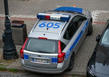 Atak nożownika w Warszawie. "Sam zgłosił się na policję"