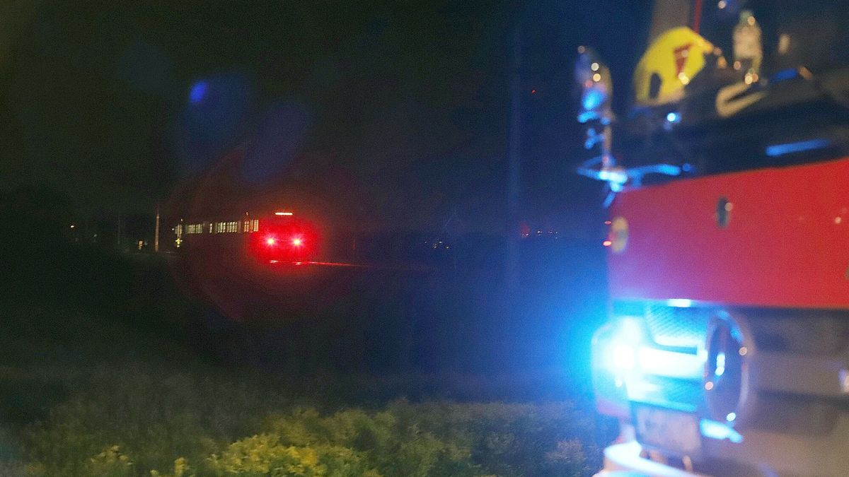 Kraków: wypadek na przejeździe. Pociągi w stronę lotniska wstrzymane. Zdj. poglądowe