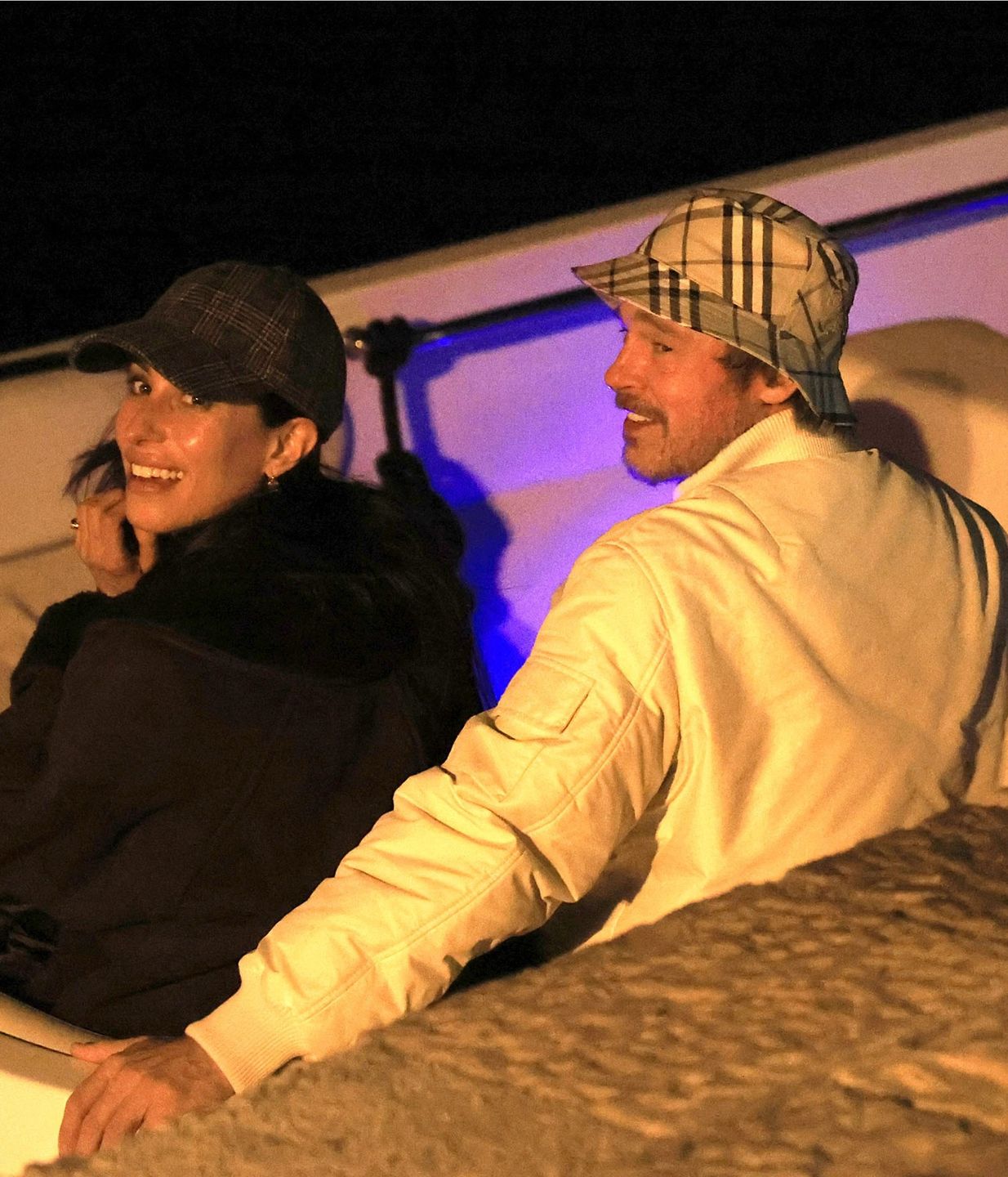 Brad Pitt i Ines de Ramon na greckiej wyspie