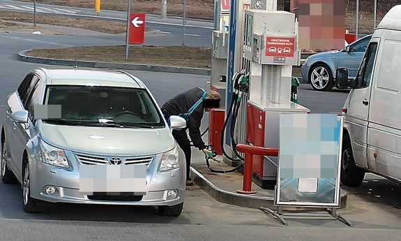 Tymczasowy areszt za usiłowanie podpalenia stacji paliw.