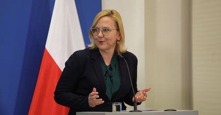 Anna Moskwa zapowiada program "Ciepłe mieszkanie". Będzie dofinansowanie wymiany "kopciuchów"