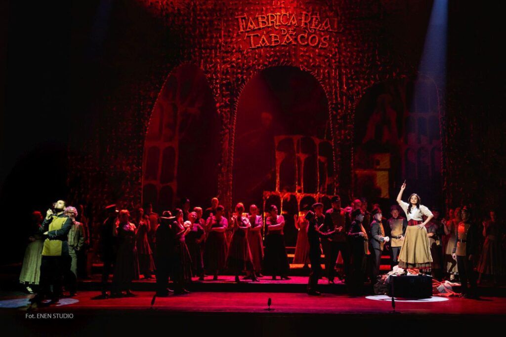 „Carmen” w reżyserii Marii Sartovej. Opera Wrocławska, 2022 © ENEN studio