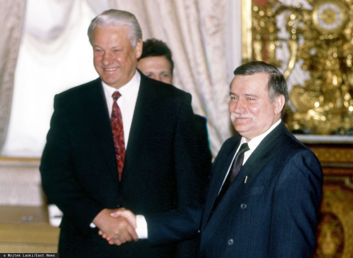 Lech Wałęsa z Borysem Jelcynem w Moskwie w 1992 r. 