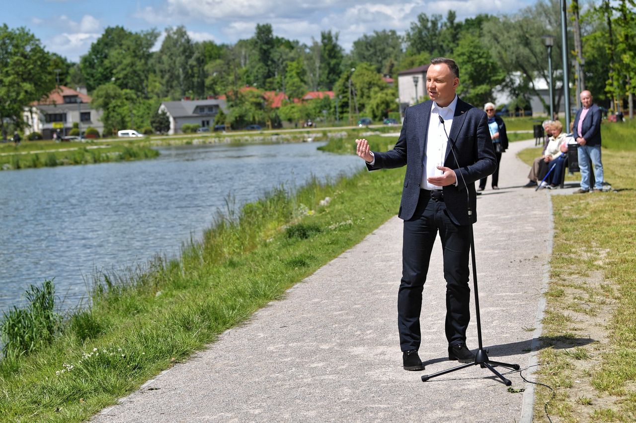 Prezydent Rzeczypospolitej Polskiej Andrzej Duda podczas konferencji prasowej w Sulejówku ogłosił inaugurację programu ,,Moja woda".