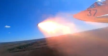 Skuteczny atak z powietrza. MiG-29 i Su-25 w akcji