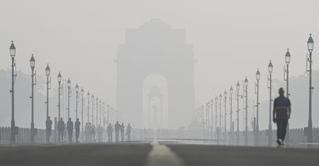 Smog tak gęsty, że widać go z kosmosu. Problemy Azji